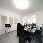 Spacious Duplex Apartment - Perfectly Situated In The Heart Of The City