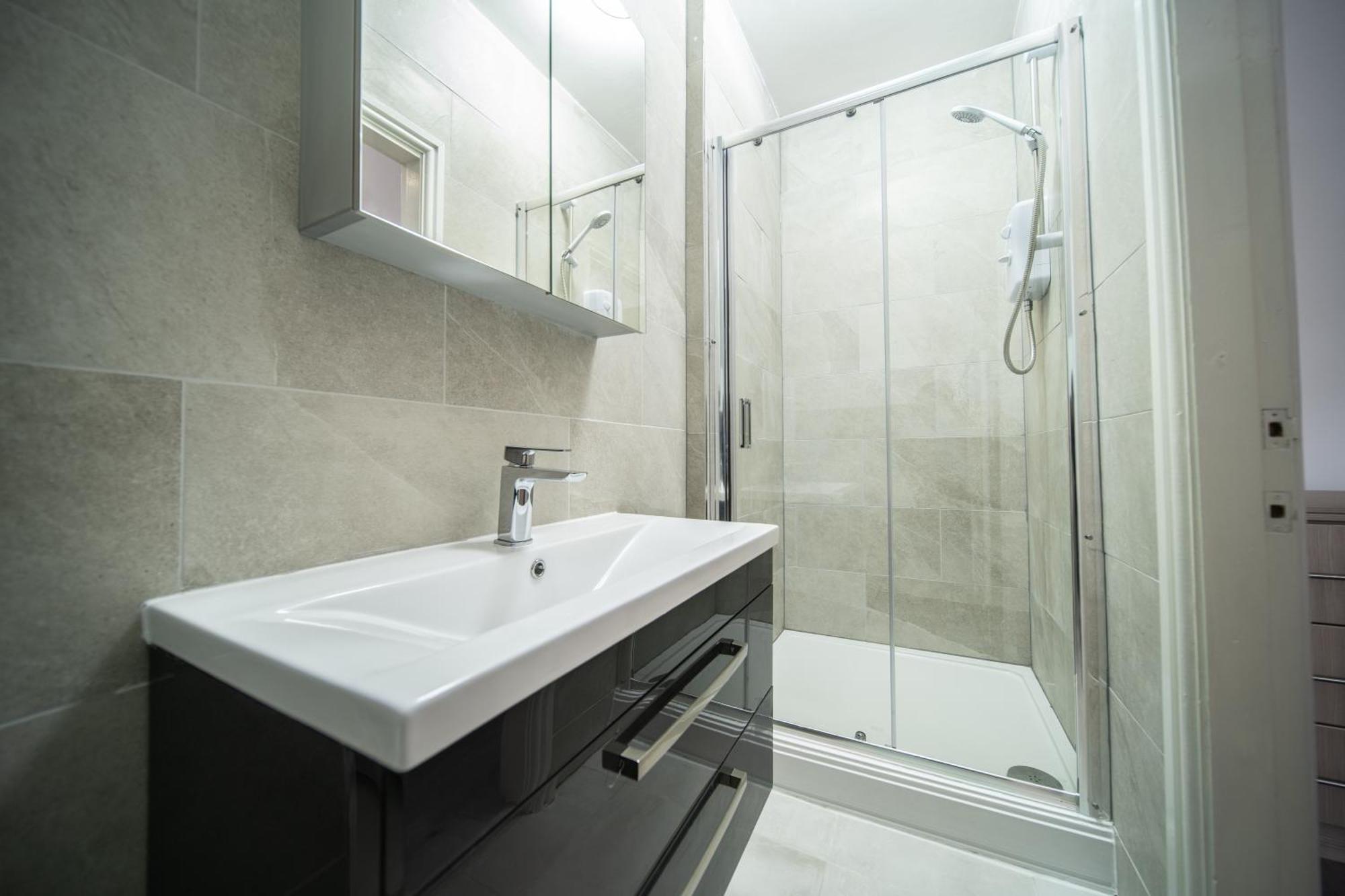 Apartment Spacious Duplex - Perfectly Situated In The Heart Of The Blackpool