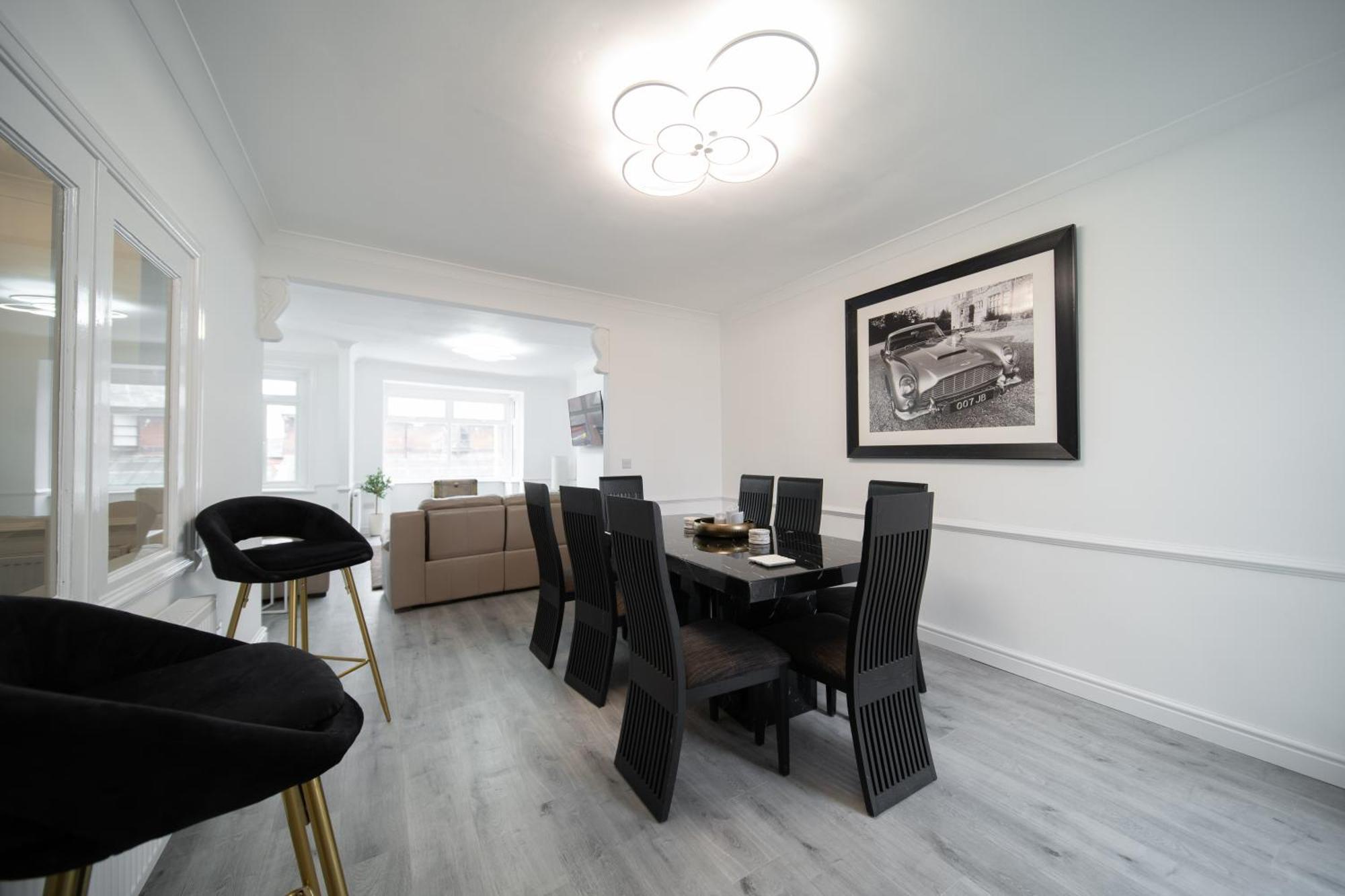 Spacious Duplex - Perfectly Situated In The Heart Of The Apartment Blackpool